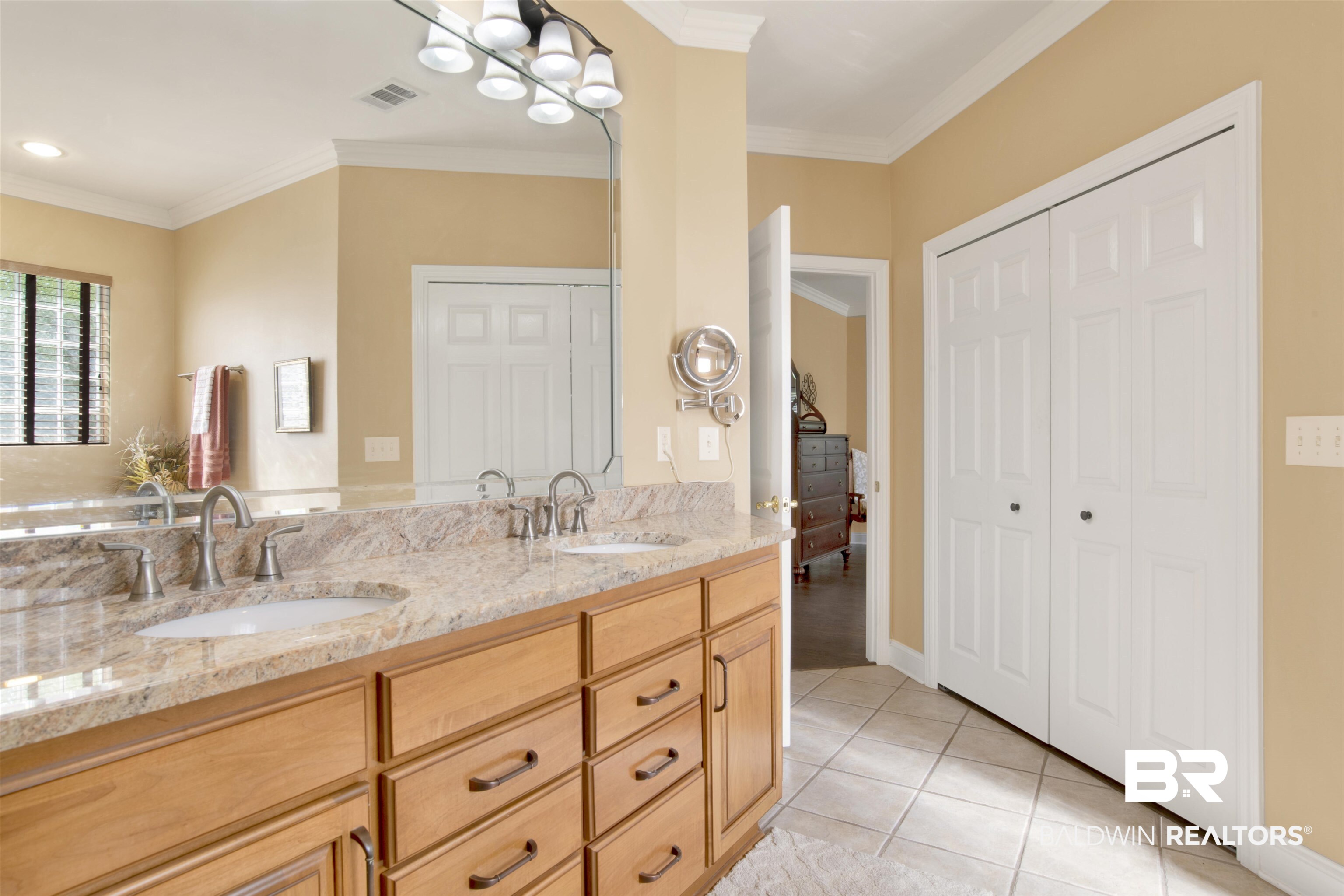 8282 Palmetto Way Foley, AL 36535 - Photo 34 of 47 Primary Ensuite Bathroom