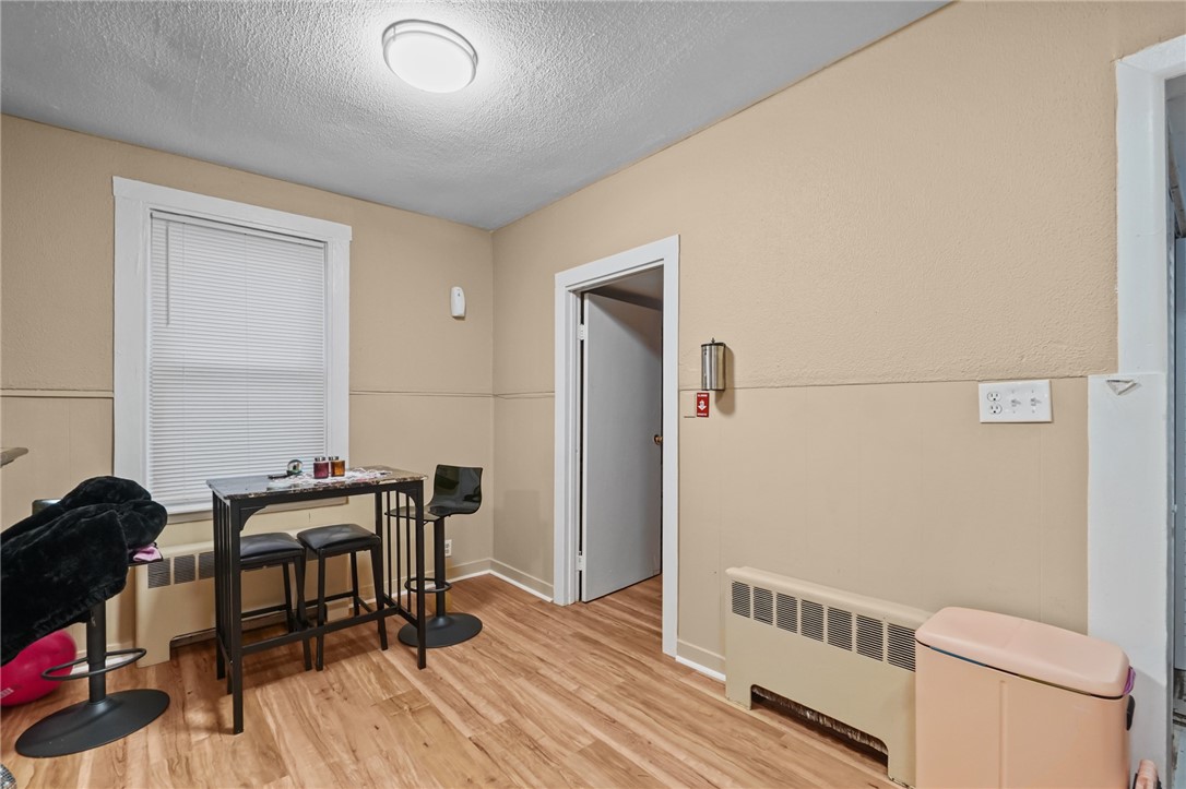 86 Glen Drive Warwick, RI 02889 - Photo 12 of 21