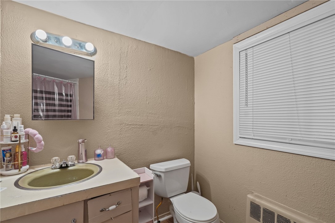 86 Glen Drive Warwick, RI 02889 - Photo 16 of 21