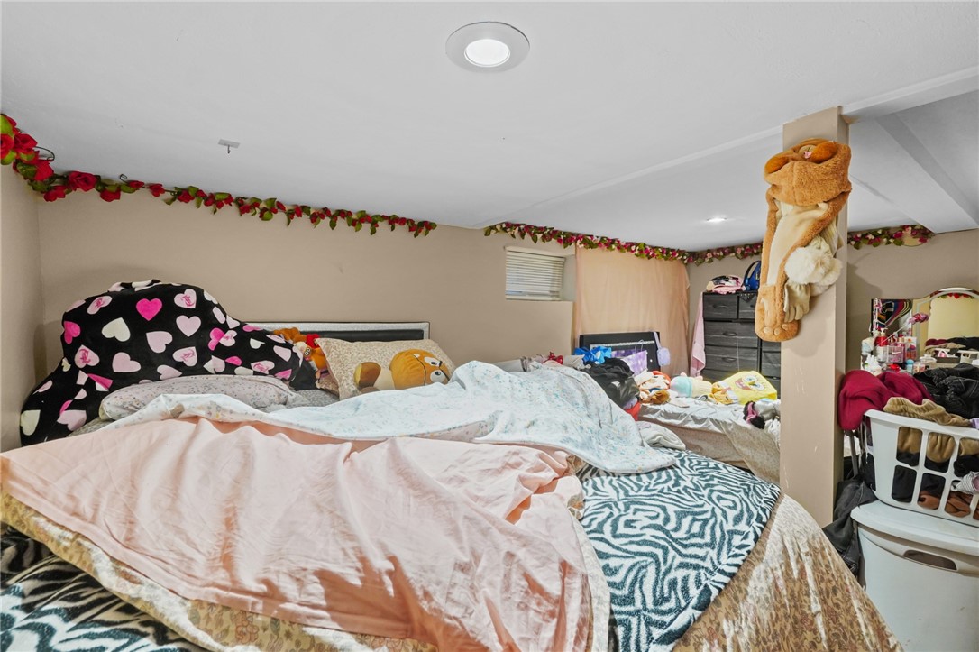 86 Glen Drive Warwick, RI 02889 - Photo 19 of 21