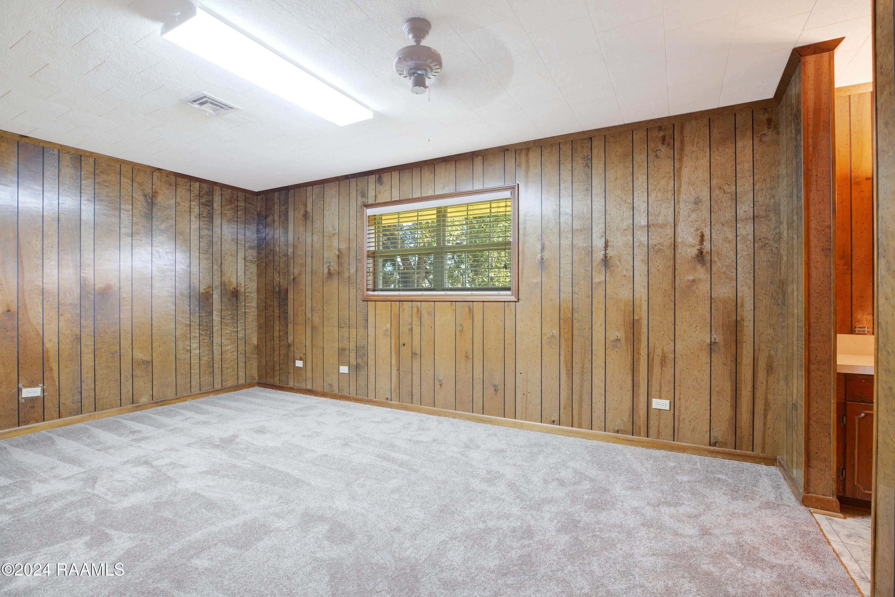 7107 Cossinade Road Kaplan, LA 70548 - Photo 16 of 23 7107 Cossinade -19
