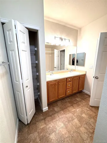 $1,800 | 7440 South Blackhawk Street, Unit 204, Englewood, CO 80112