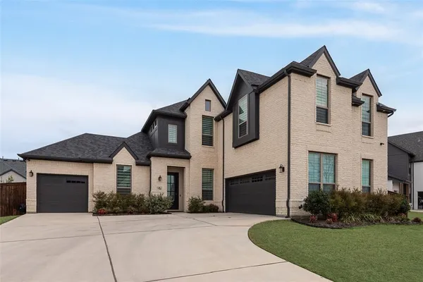 $919,500 | 7108 Woodside Drive, Argyle, TX 76226