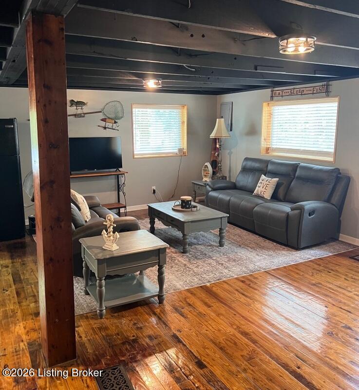 307 Kaufman Road Clarkson, KY 42726 - Photo 15 of 35 Great Room Picture 3