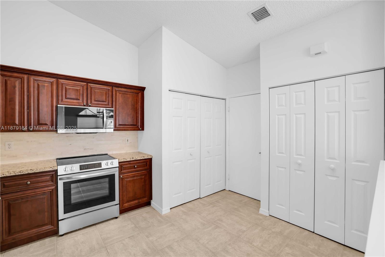 6082 Heliconia Road Delray Beach, FL 33484 - Photo 8 of 58 Gallery Image 8