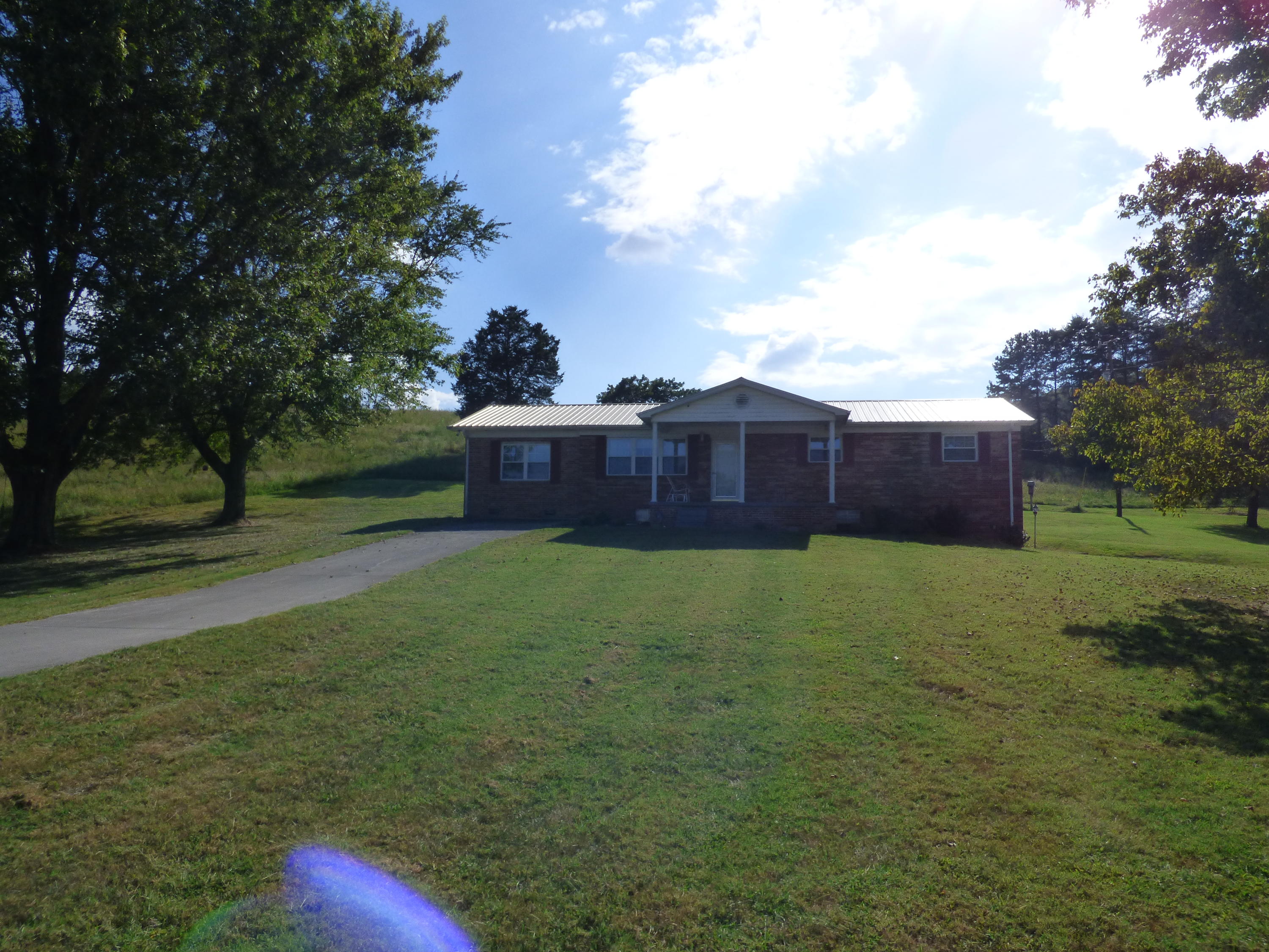 8127 Thompson School Road Corryton, TN 37721 - Photo 8 of 32 P1000580
