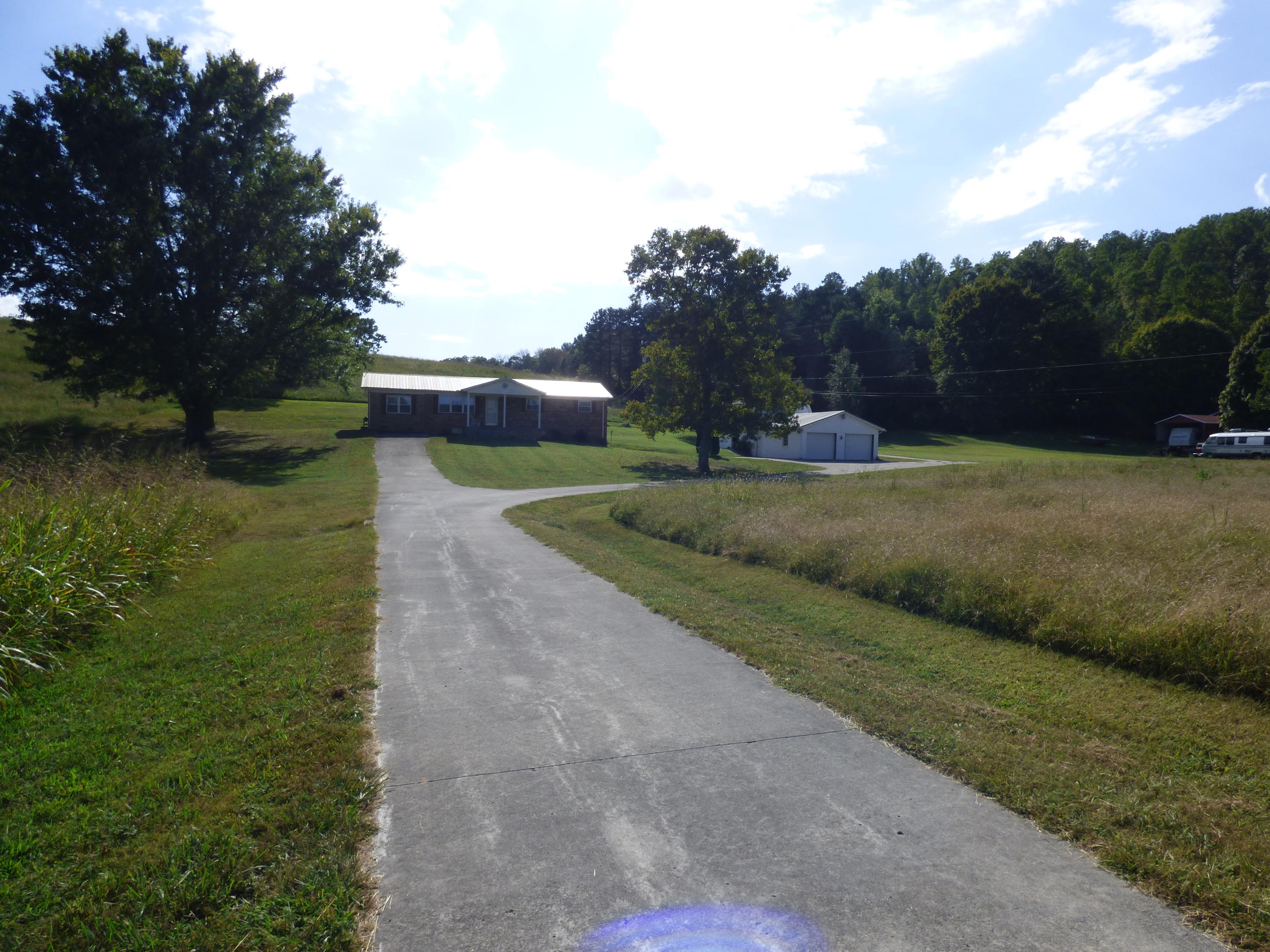 8127 Thompson School Road Corryton, TN 37721 - Photo 9 of 32 P1000578