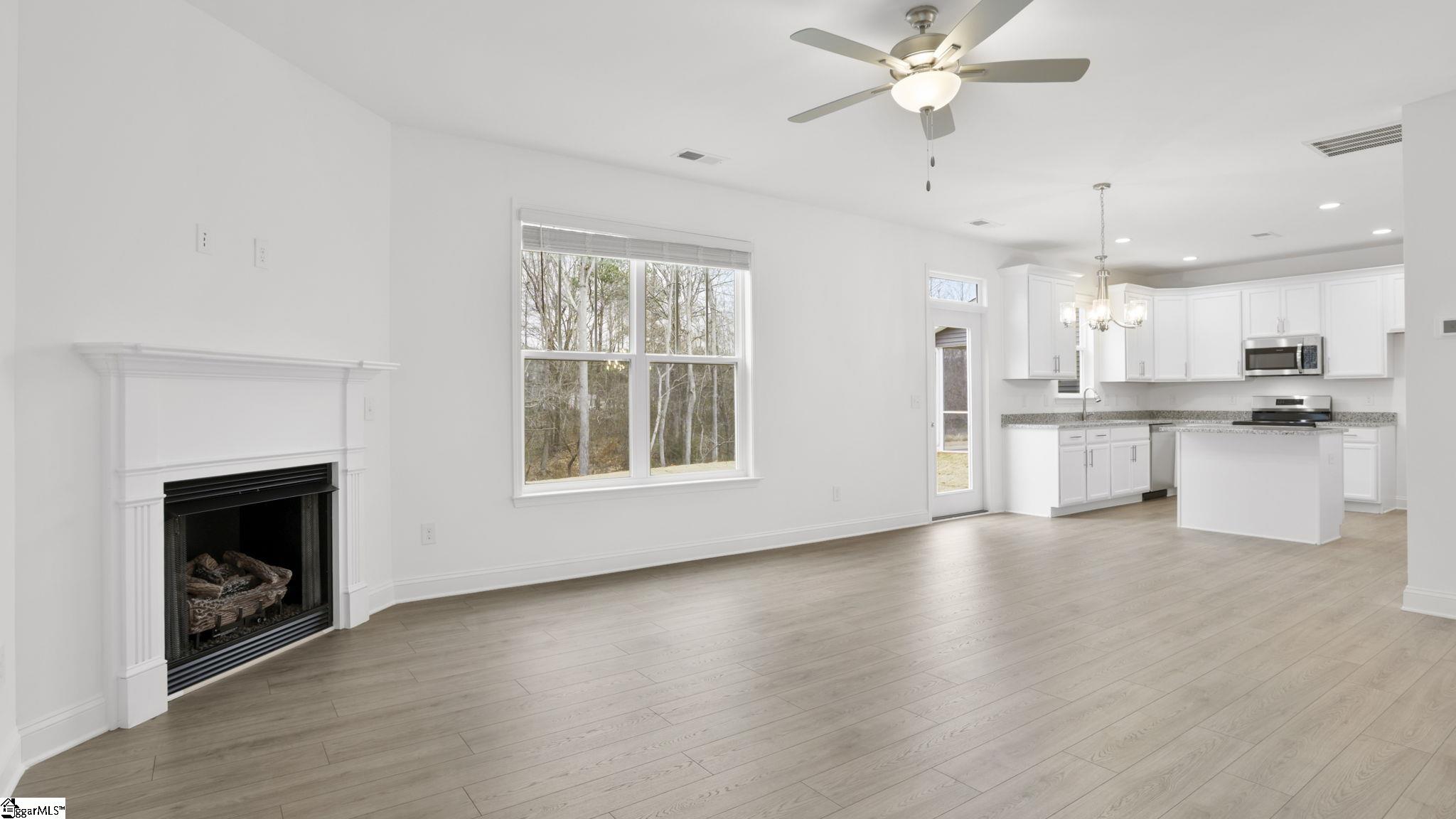 114 Beechcroft Place Fountain Inn, SC 29644 - Photo 12 of 40