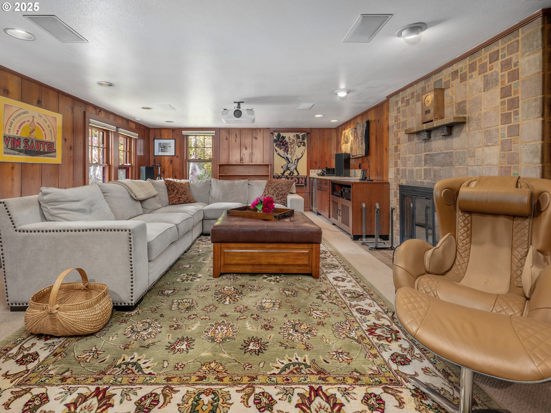 758 Northwest Powhatan Terrace Portland, OR 97210 - Photo 35 of 48 a living room with furniture and a rug