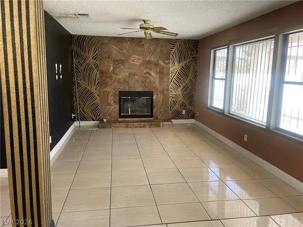 $2,395 | 2616 Camphor Tree Street, Las Vegas, NV 89108