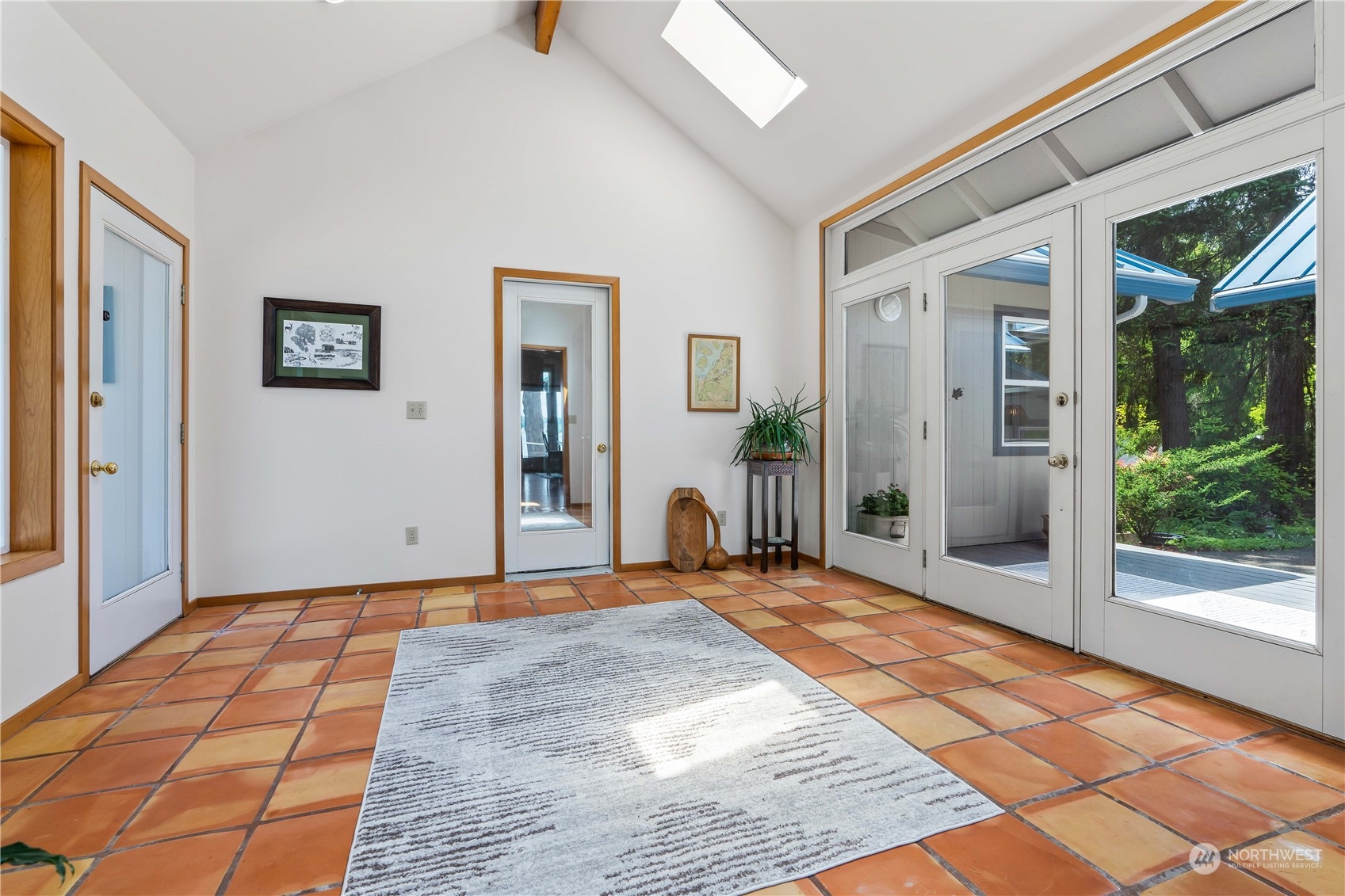 8615 Higgins Cove Road Anderson Island, WA 98303 - Photo 10 of 40