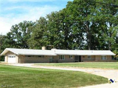 5610 Oak Point Road Lorain, OH 44053 - Photo 1 of 1 Gallery Image 1