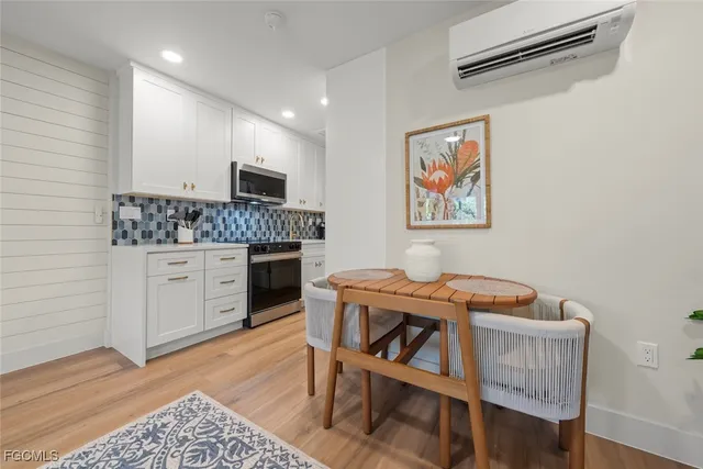 $299,000 | 409 East Gulf Drive, Unit 17, Sanibel, FL 33957