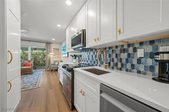 $299,000 | 409 East Gulf Drive, Unit 17, Sanibel, FL 33957