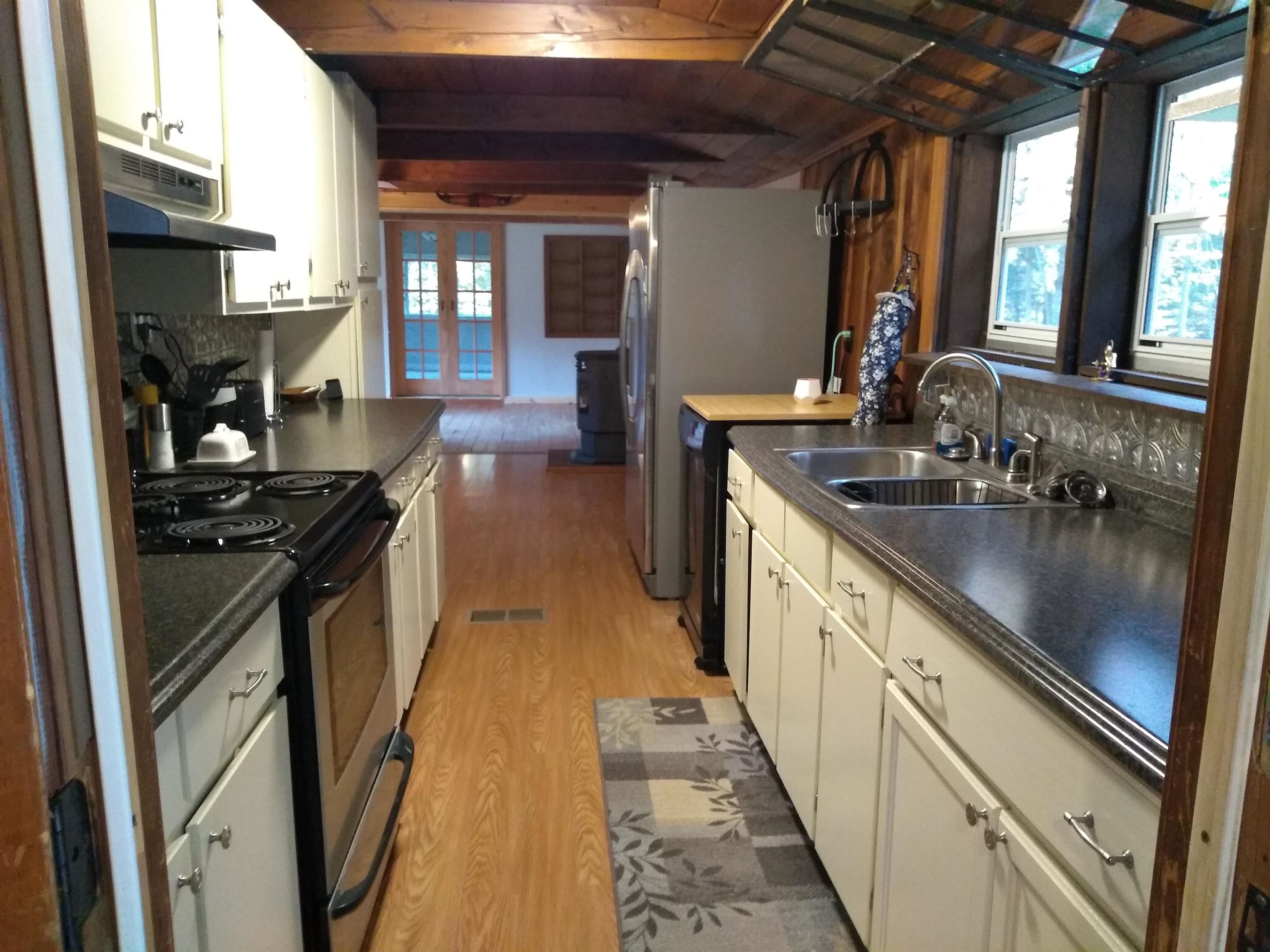 24 West Shore Road Swanzey, NH 03446 - Photo 3 of 18