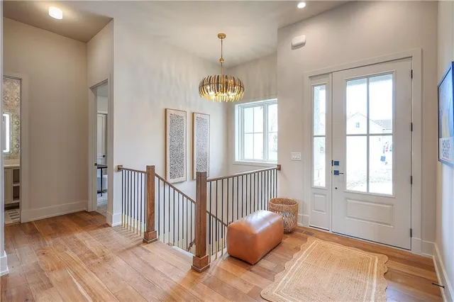 $849,900 | 8200 West Lake Drive, Parkville, MO 64152