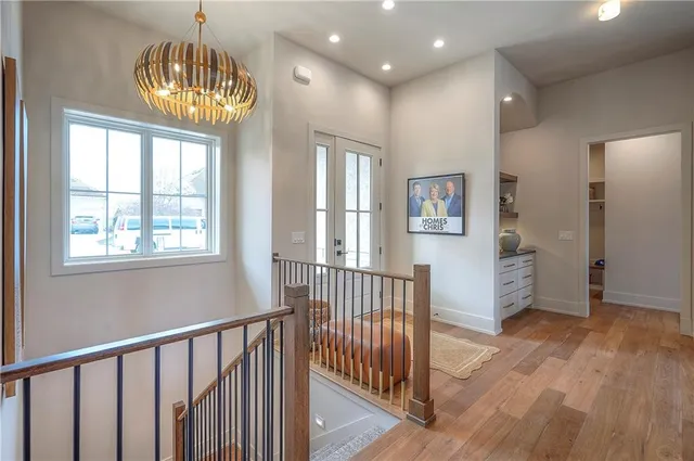 $849,900 | 8200 West Lake Drive, Parkville, MO 64152