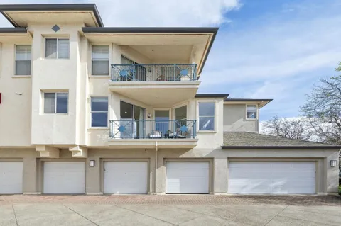 $988,000 | 100 Baltic Circle, Unit 128, Redwood City, CA 94065