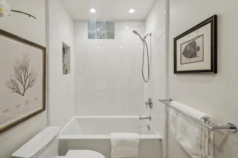 $988,000 | 100 Baltic Circle, Unit 128, Redwood City, CA 94065