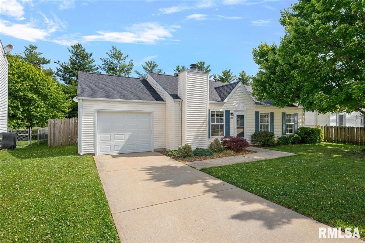 4105 McCormick Drive Springfield, IL 62707 - Photo 2 of 20