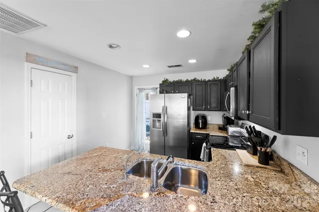 $275,000 | 1438 Harpers Inlet Drive, Clover, SC 29710