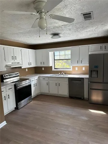 $1,550 | 880 Five Forks Trickum Road Southwest, Unit 882, Lawrenceville, GA 30046
