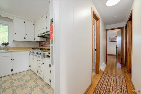 $2,995 | 1919 West Lake Road, Skaneateles, NY 13152