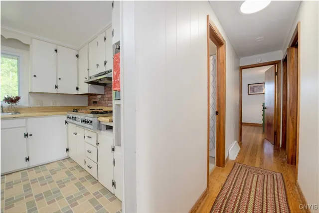 $2,995 | 1919 West Lake Road, Skaneateles, NY 13152