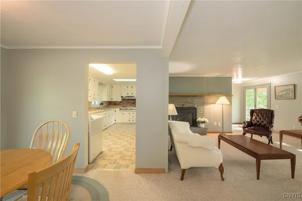 $2,995 | 1919 West Lake Road, Skaneateles, NY 13152