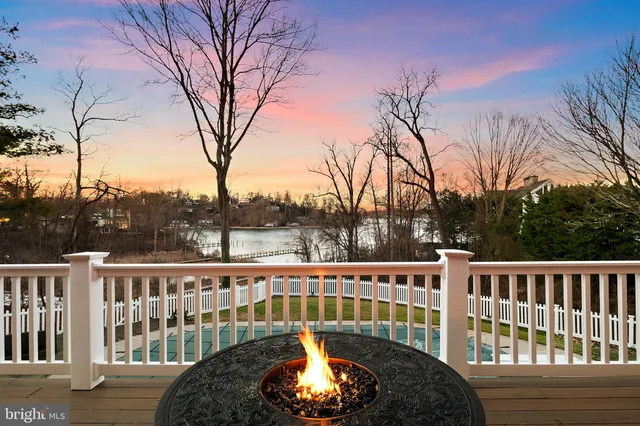 $3,449,999 | 812 Coachway, Annapolis, MD 21401