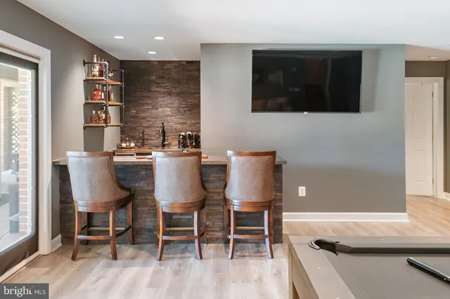 $3,449,999 | 812 Coachway, Annapolis, MD 21401