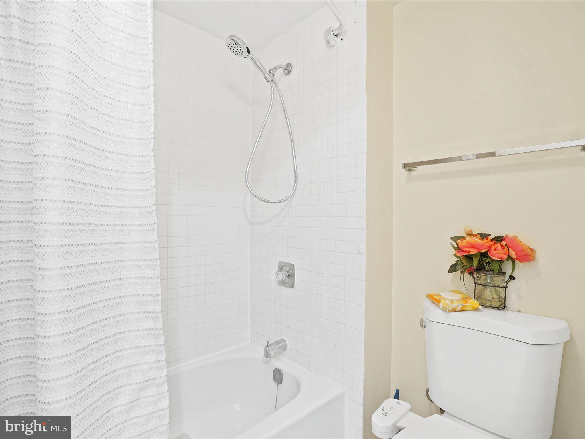 5501 Seminary Road, Unit 605S Falls Church, VA 22041 - Photo 14 of 27