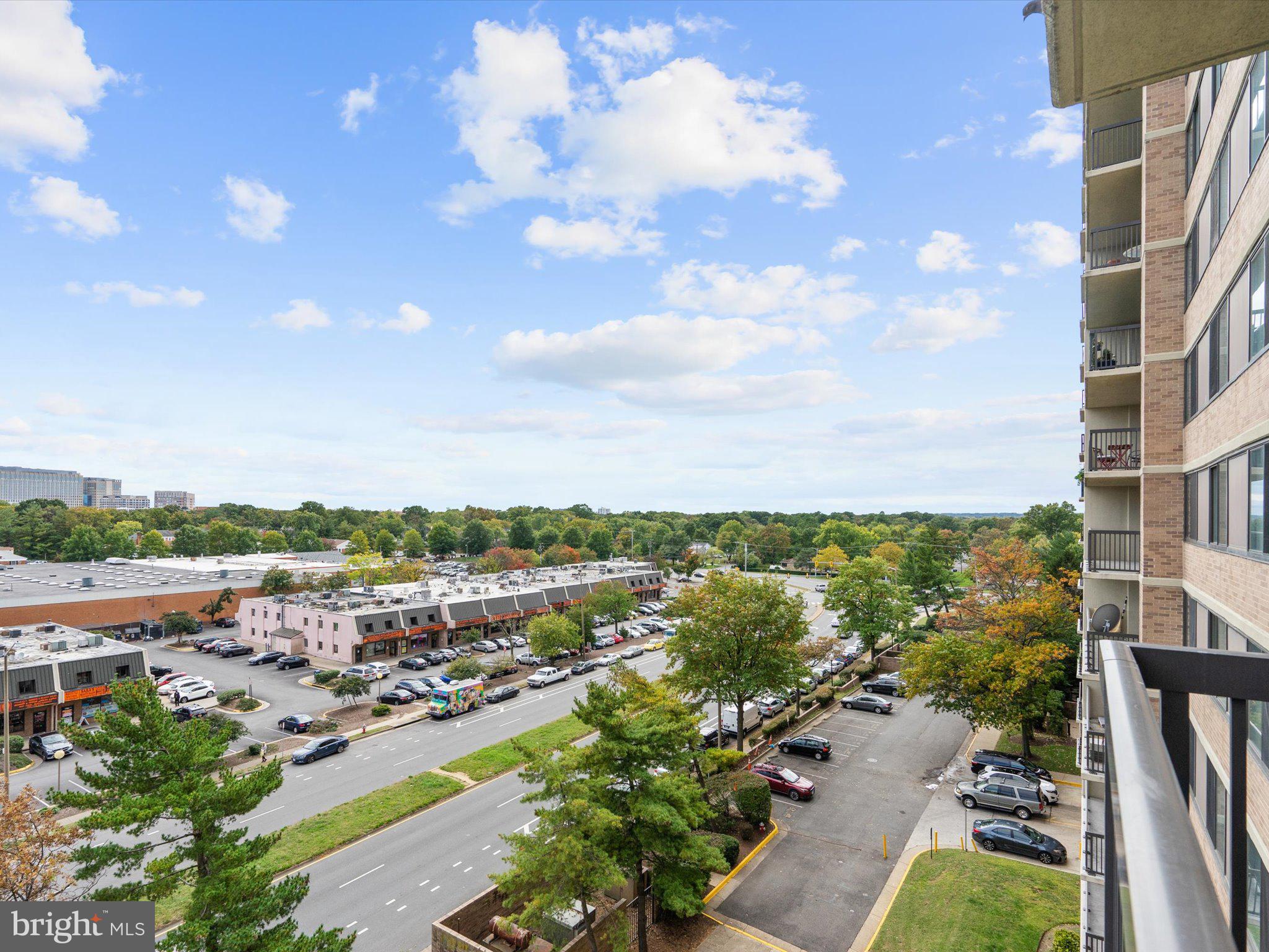 5501 Seminary Road, Unit 605S Falls Church, VA 22041 - Photo 22 of 27