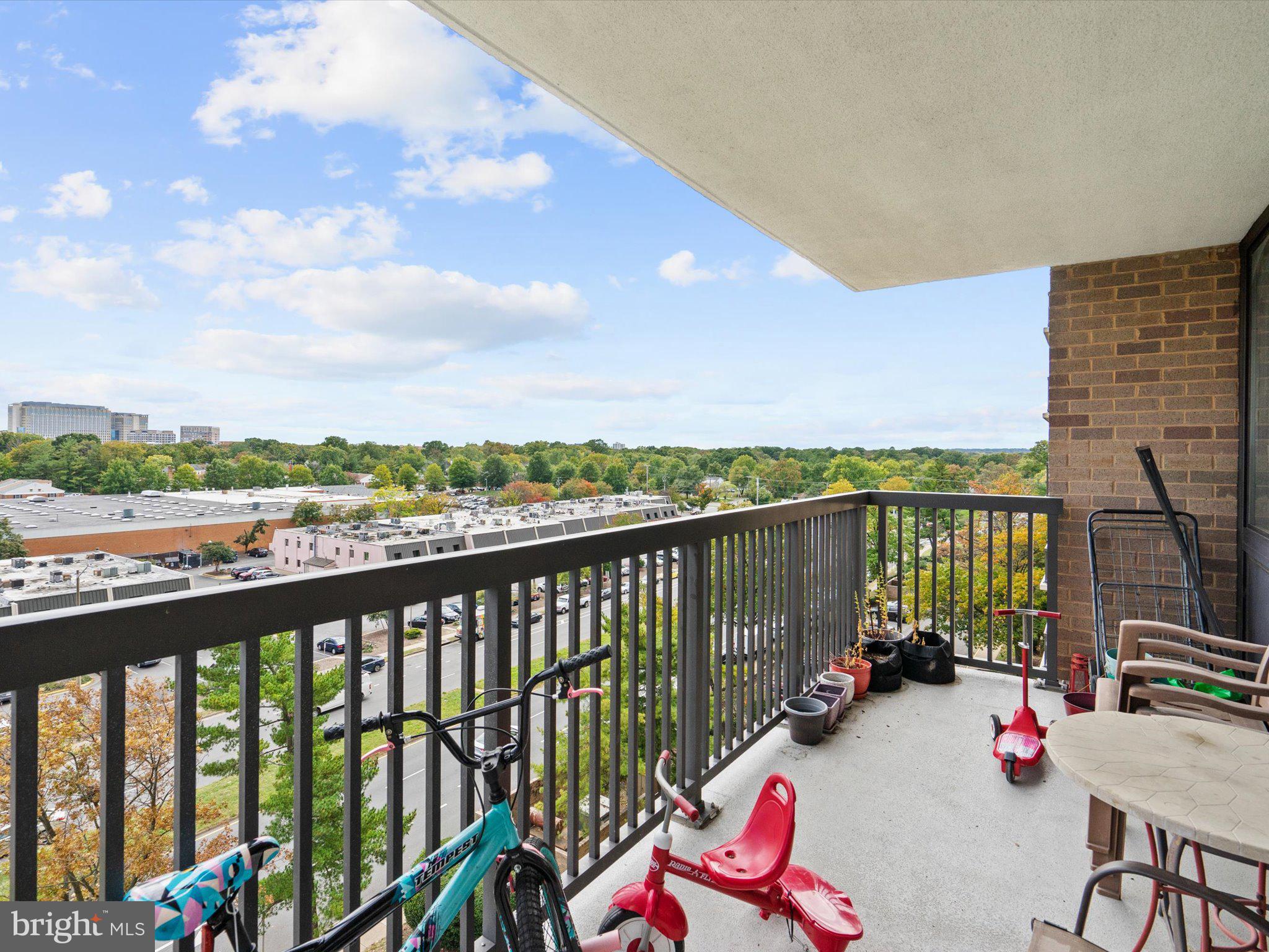 5501 Seminary Road, Unit 605S Falls Church, VA 22041 - Photo 23 of 27