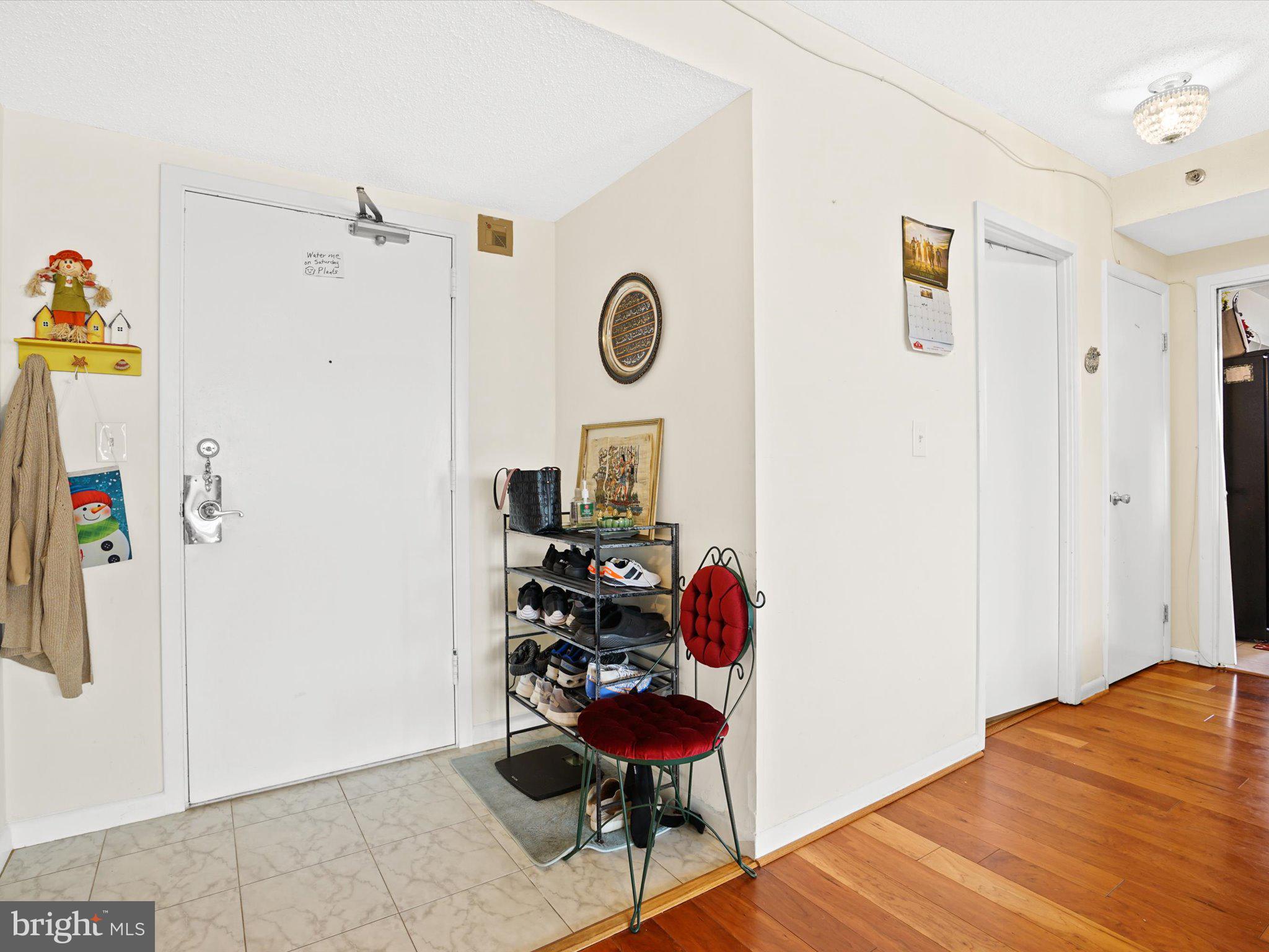 5501 Seminary Road, Unit 605S Falls Church, VA 22041 - Photo 4 of 27