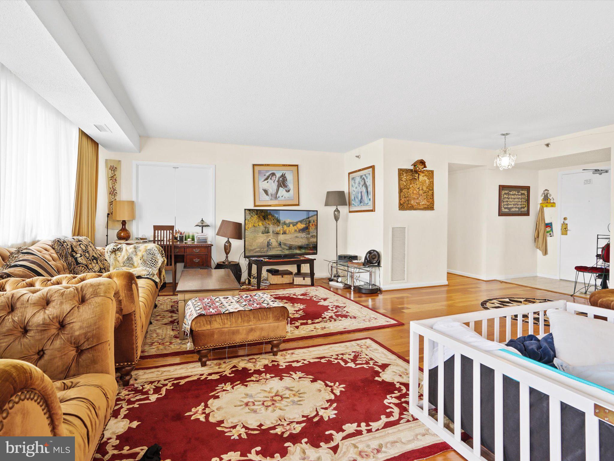 5501 Seminary Road, Unit 605S Falls Church, VA 22041 - Photo 5 of 27
