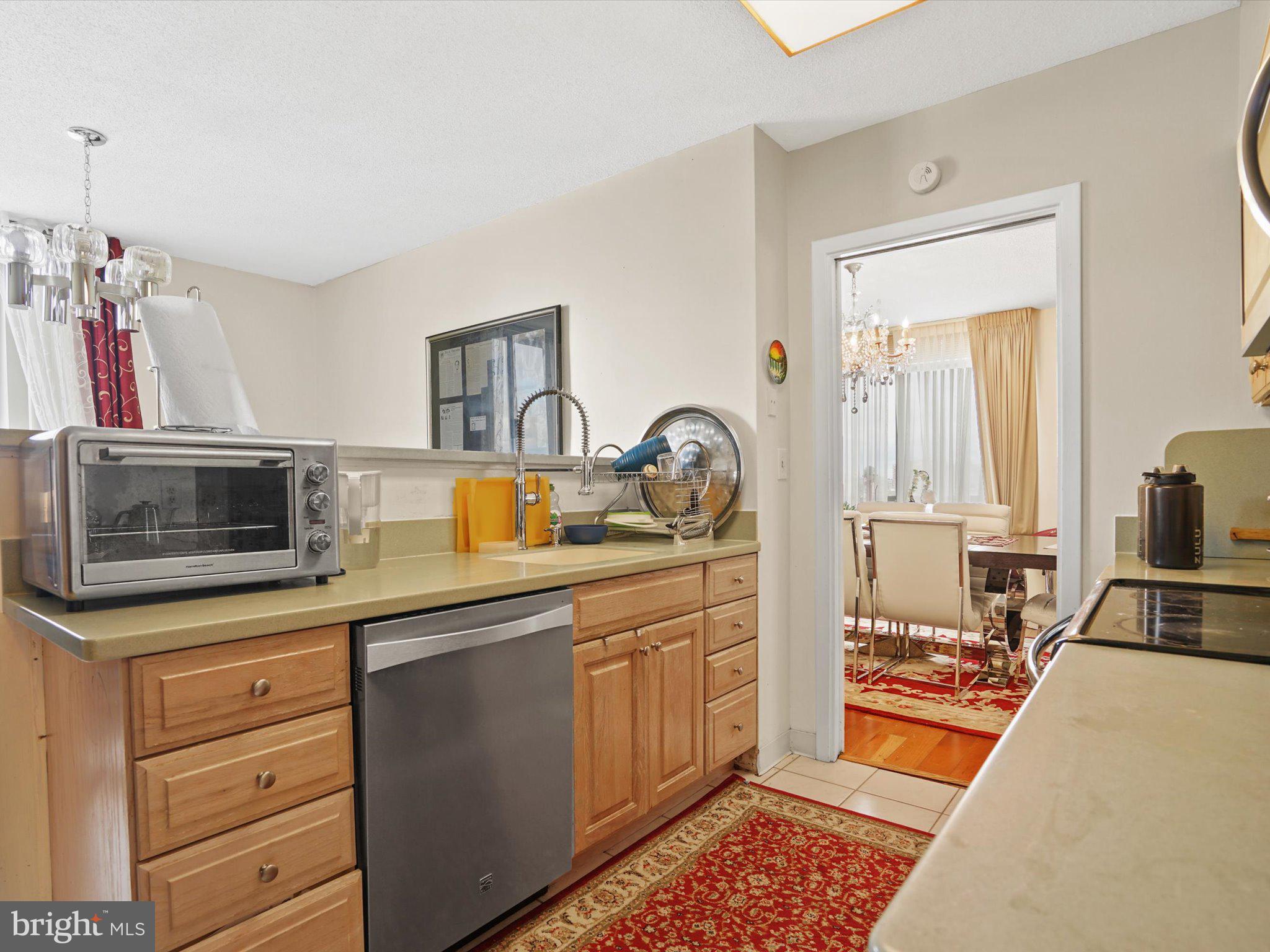 5501 Seminary Road, Unit 605S Falls Church, VA 22041 - Photo 10 of 27