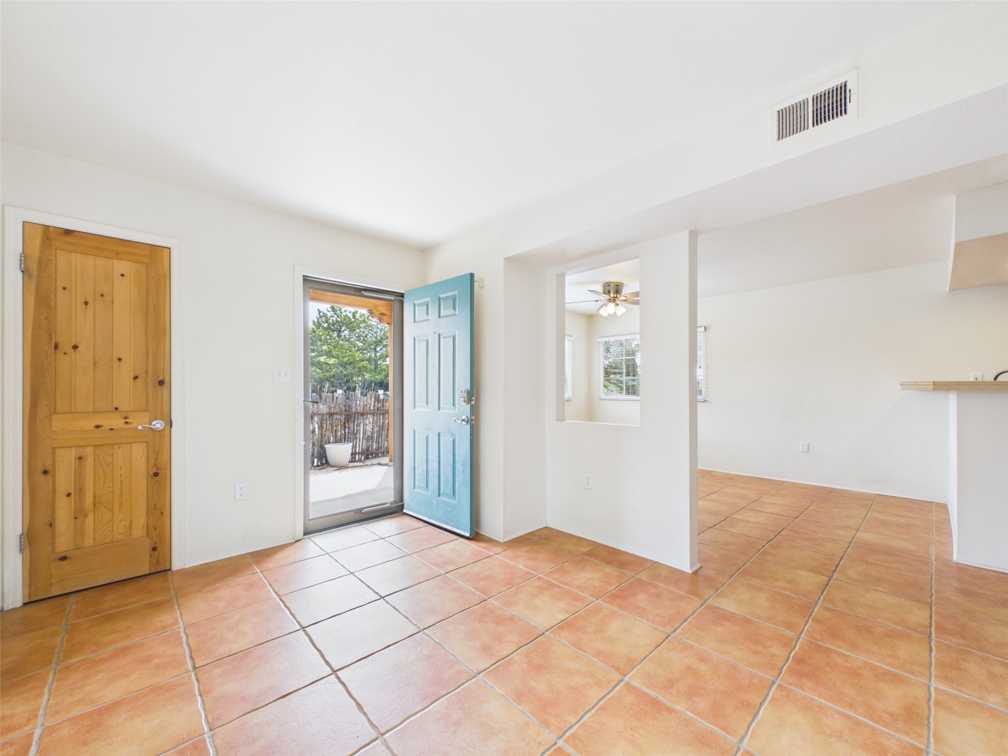 2210 Miguel Chavez Road, Unit 111 Santa Fe, NM 87505 - Photo 4 of 17