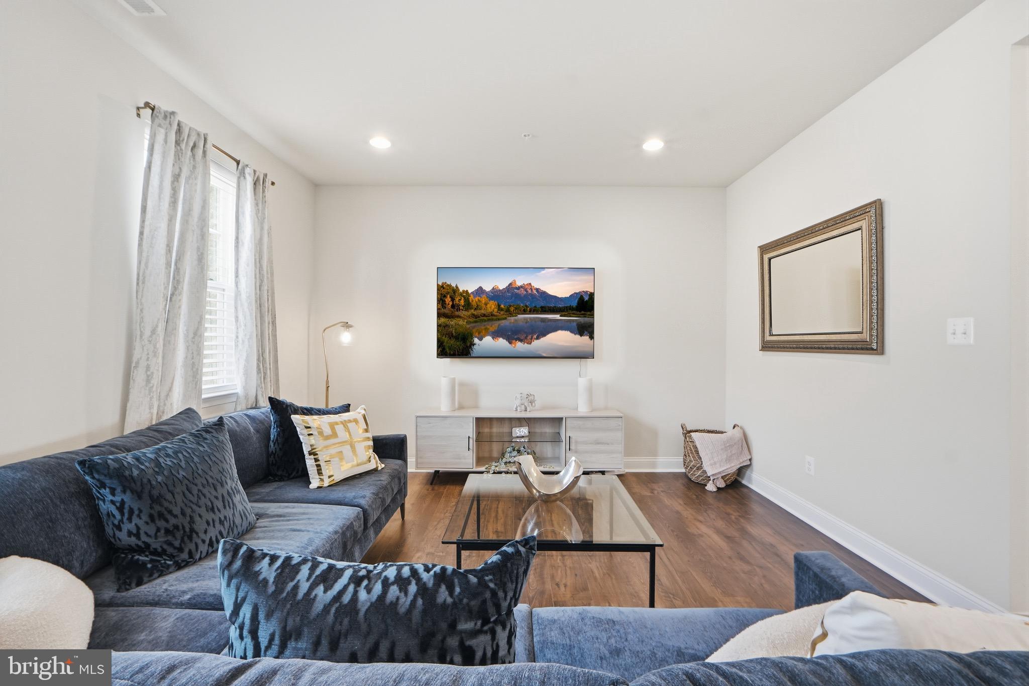 7134 Proclamation Place Frederick, MD 21703 - Photo 14 of 40 Family room