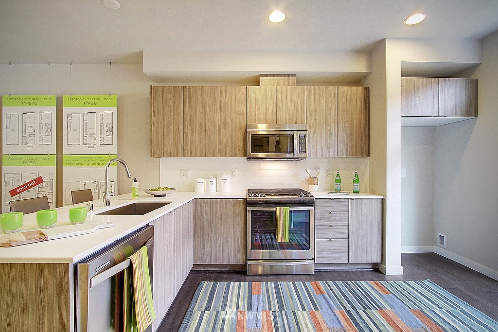 168 Sky Ridge Walk Northwest, Unit 11 Issaquah, WA 98027 - Photo 11 of 24