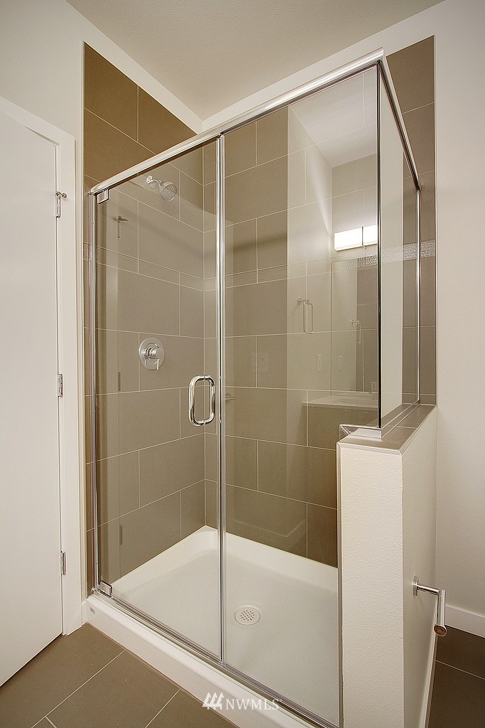 168 Sky Ridge Walk Northwest, Unit 11 Issaquah, WA 98027 - Photo 19 of 24