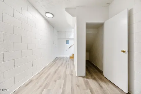 $749,888 | 49 North Parkwood Avenue, Unit 10, Pasadena, CA 91107