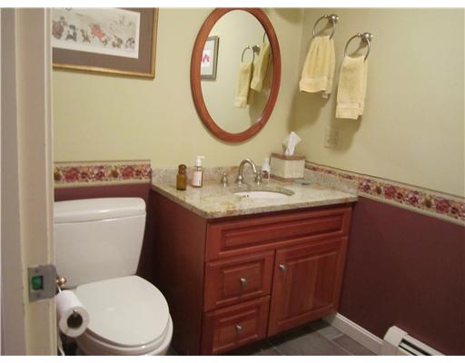 10 Pinetop Road Barrington, RI 02806 - Photo 8 of 12 Bathroom.
