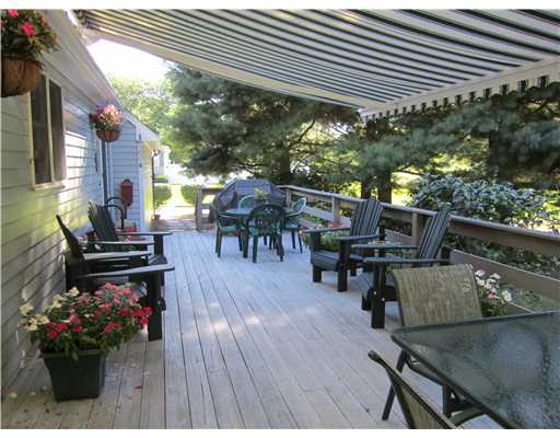 10 Pinetop Road Barrington, RI 02806 - Photo 10 of 12 Patio/Deck.