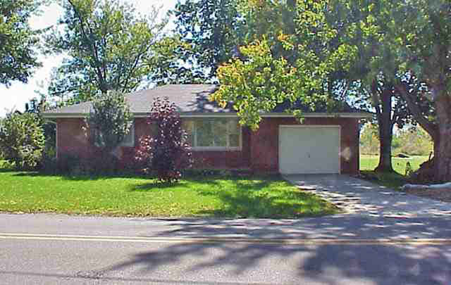 1915 East Royerton Road Muncie, IN 47303 - Photo 1 of 3 Gallery Image 1