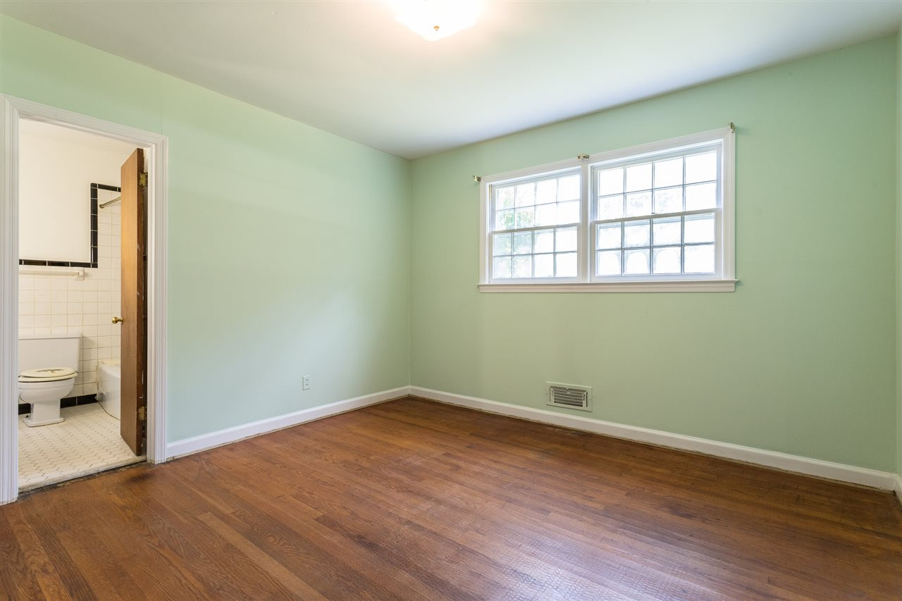 4929 Kaplan Drive Raleigh, NC 27606 - Photo 28 of 30 Photo 28