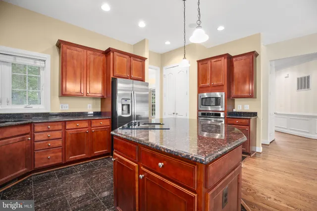 $995,000 | 240 Kimberwick Lane, Stafford, VA 22556