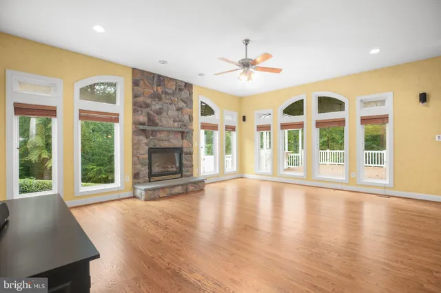 $995,000 | 240 Kimberwick Lane, Stafford, VA 22556