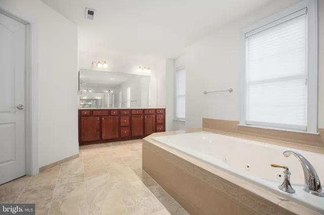 $995,000 | 240 Kimberwick Lane, Stafford, VA 22556