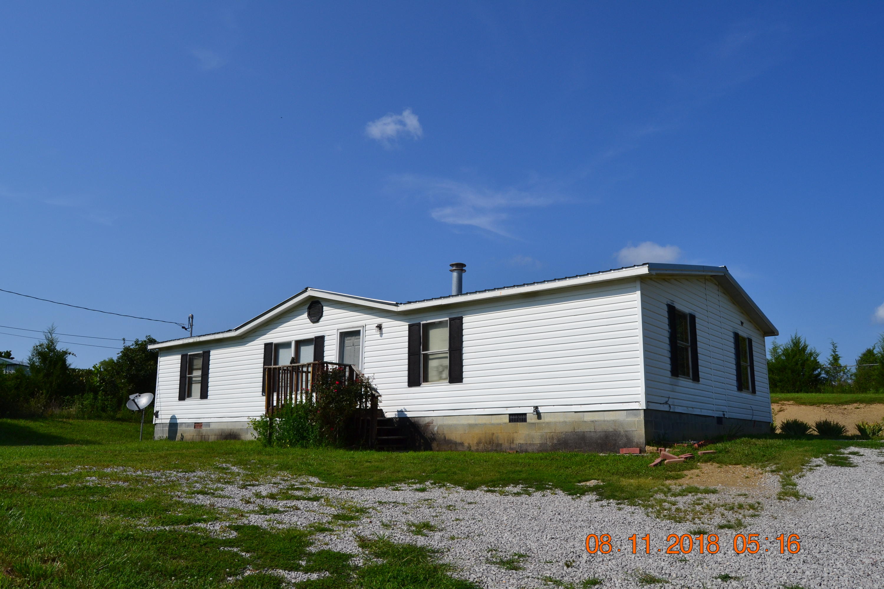 155 Johnson Farm Road Maynardville, TN 37807 - Photo 2 of 15 DSC_0177